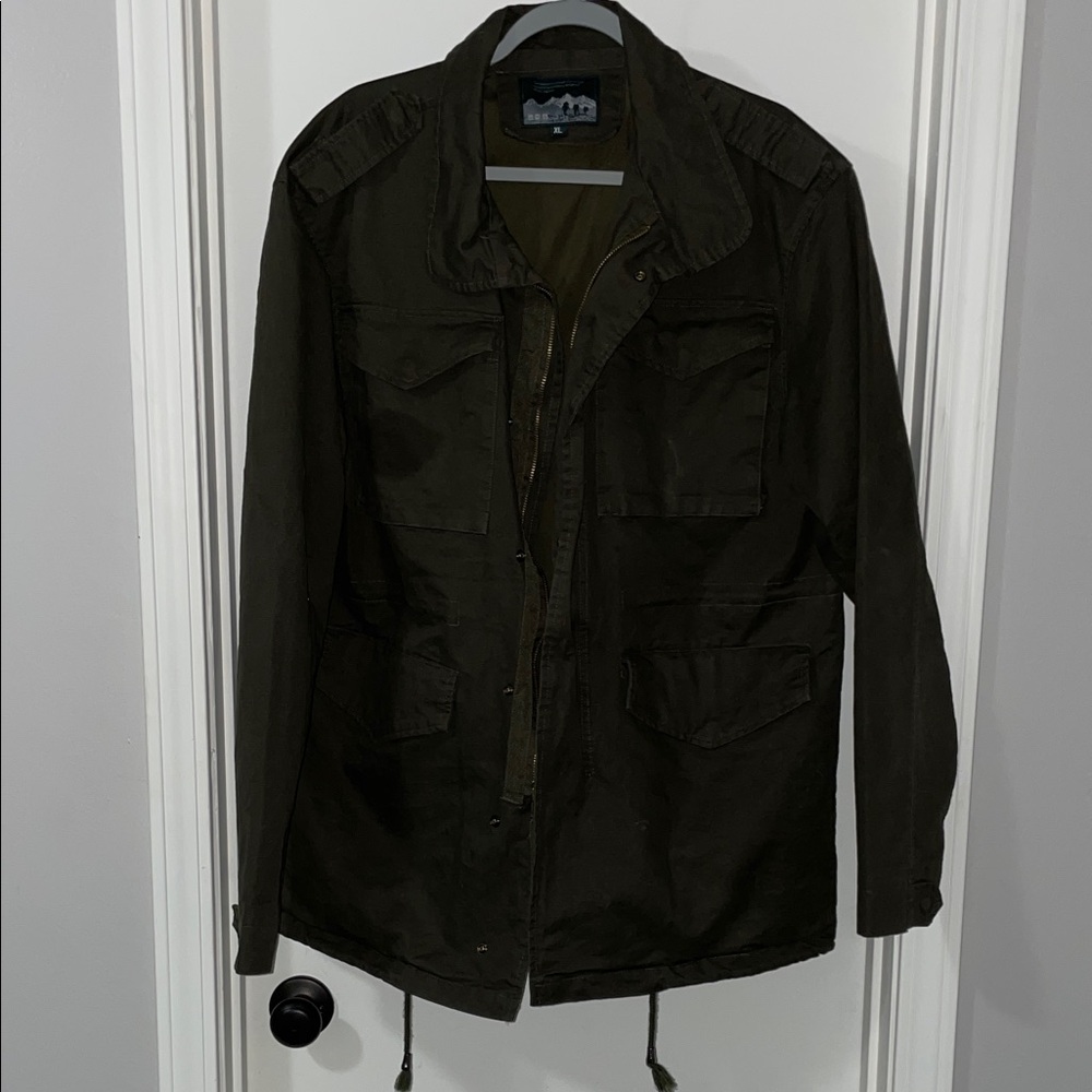Men's Dark Olive Green Military and/or Barn Style Jacket